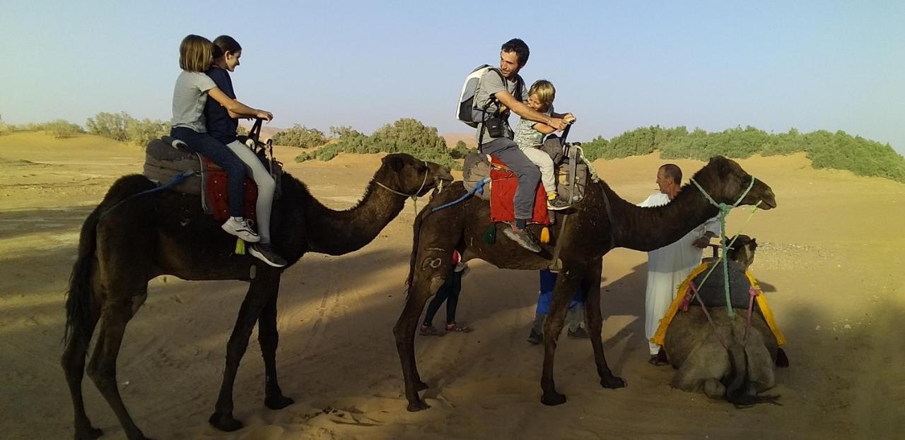 Auberge Camping La Khaima Ostello Merzouga Esterno foto